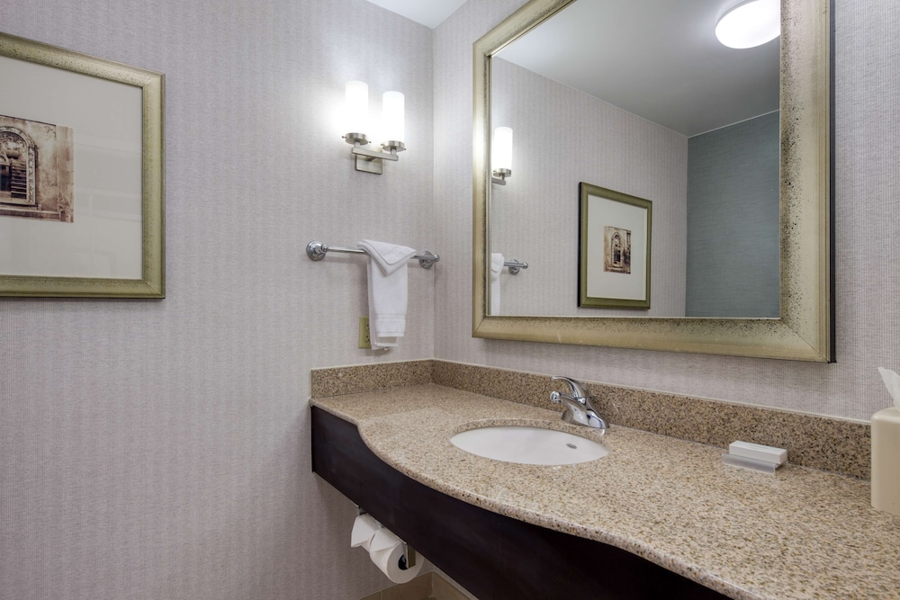 Hilton Garden Inn Durham Southpoint - photo 44