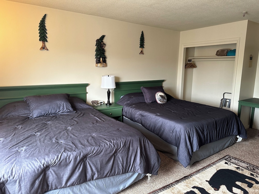 The Kenai Inn - photo 4