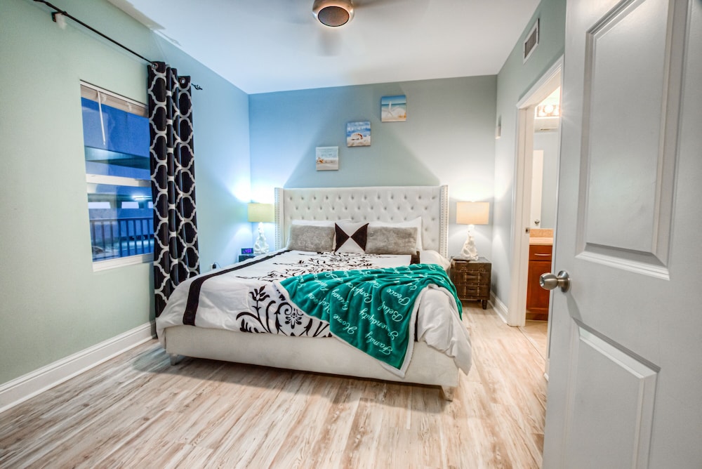 Laketown Wharf Resort by Aneliya's Rentals - photo 112