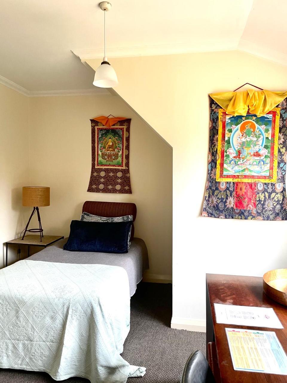 Nyima Tashi Buddhist Centre — 4-Star Luxury Hotel in Auckland, New Zealand