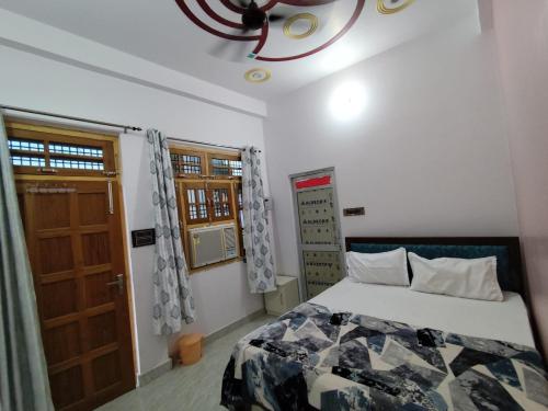 Maurya Palace - carbon neutral hotel in Ajodhya