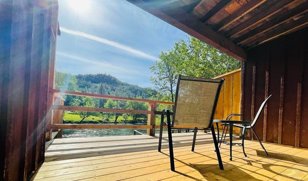 Riverfront Lodging - photo 44