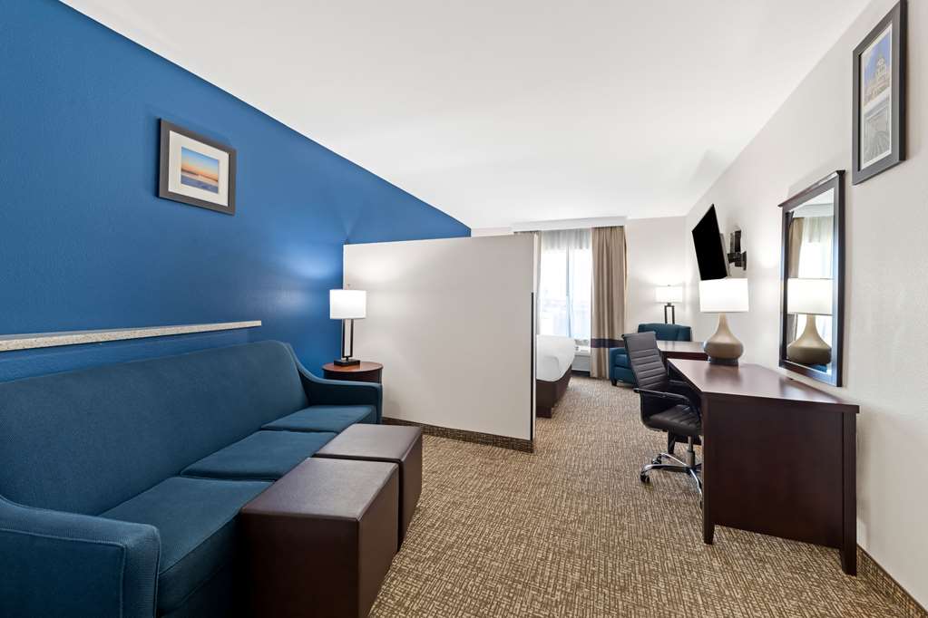 Comfort Inn & Suites Near Lake Lewisville - photo 18