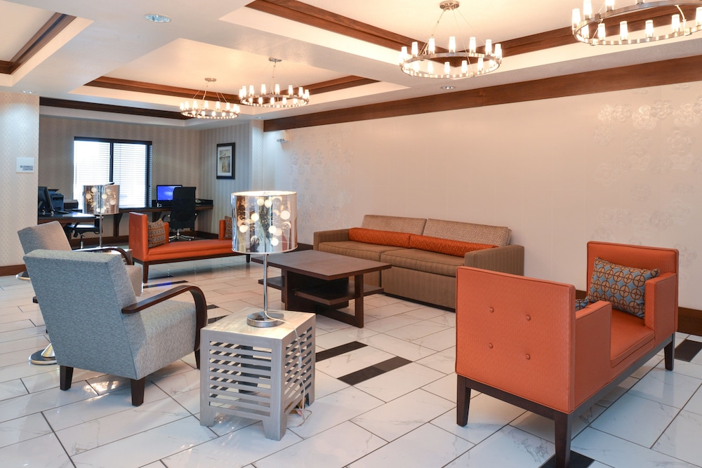 Holiday Inn Express & Suites Greenfield by IHG - photo 42