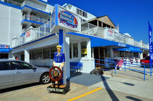 Admiral Resort Motel - photo 34