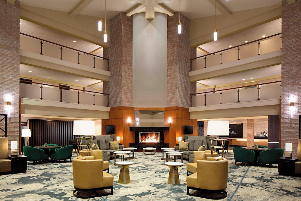 Lincolnshire Marriott Resort - featured photo