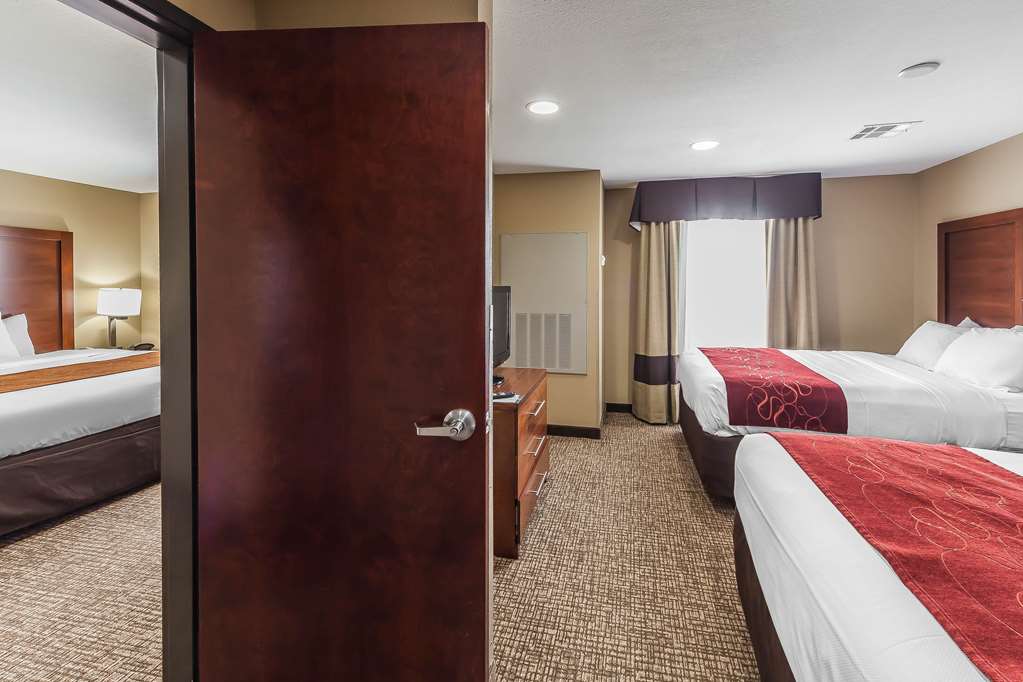 Comfort Suites Yukon SW Oklahoma City - photo 21