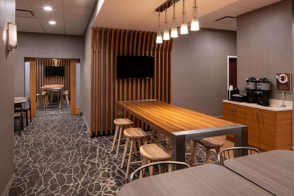 Sonesta Select Nashville Airport Suites - photo 18
