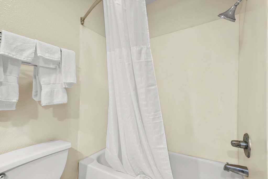 Quality Inn & Suites Lafayette - photo 21