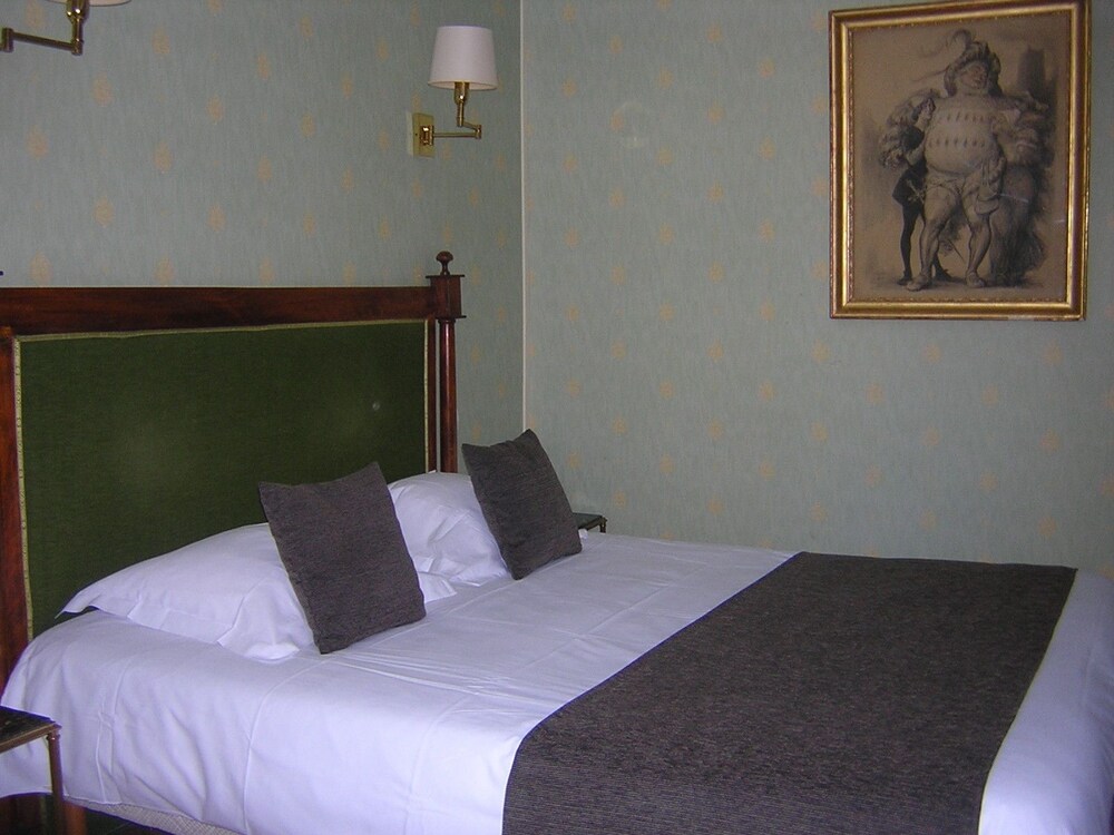 Hostellerie Gargantua — Chinon — photo 4