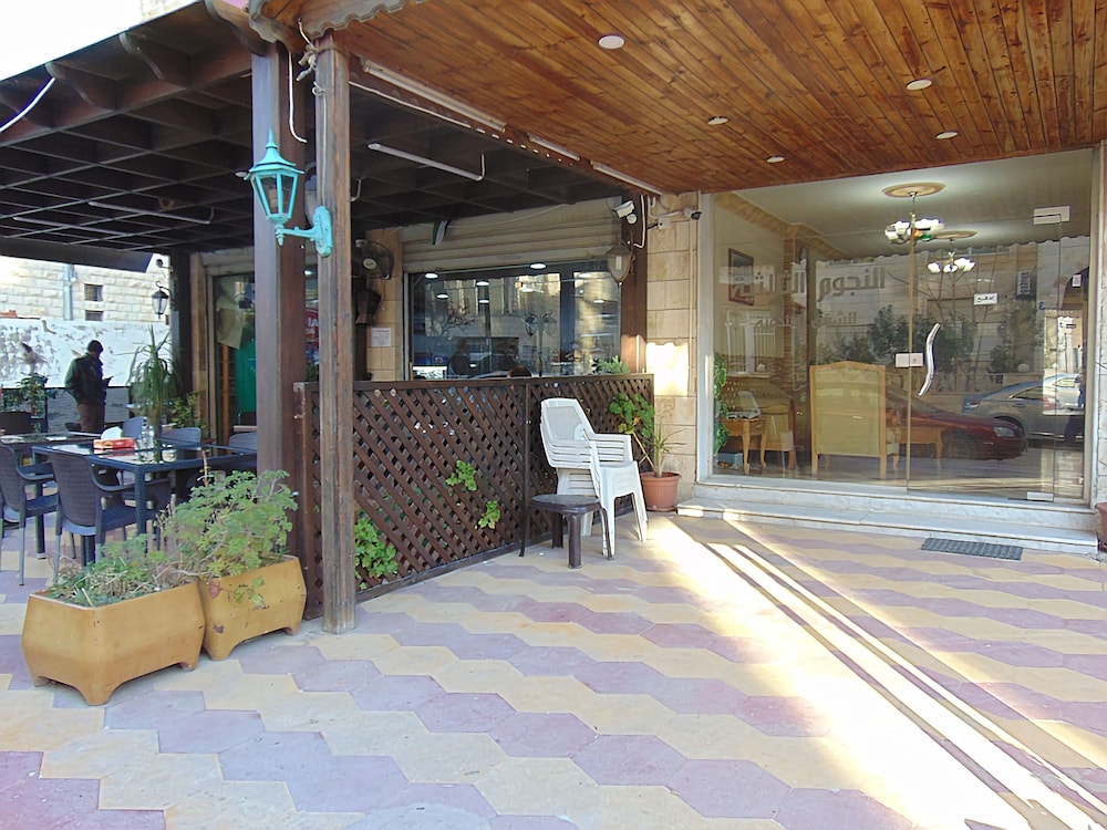 Al nujoom Hotel Suites