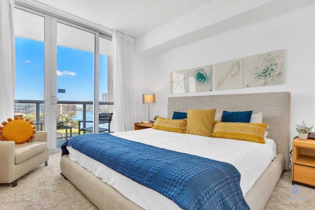 Pool Gym Balcony Amazing View Near Beach — 4-Star Luxury Hotel in Hallandale Beach, United States