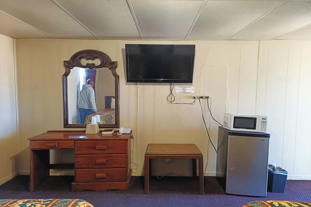 Triangle Motel by OYO Mexia Texas - photo 16