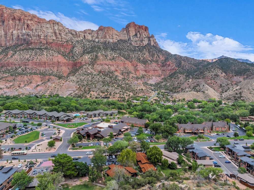 Canyon Casitas at Zion — 4-Star Luxury Hotel in Springdale, United States