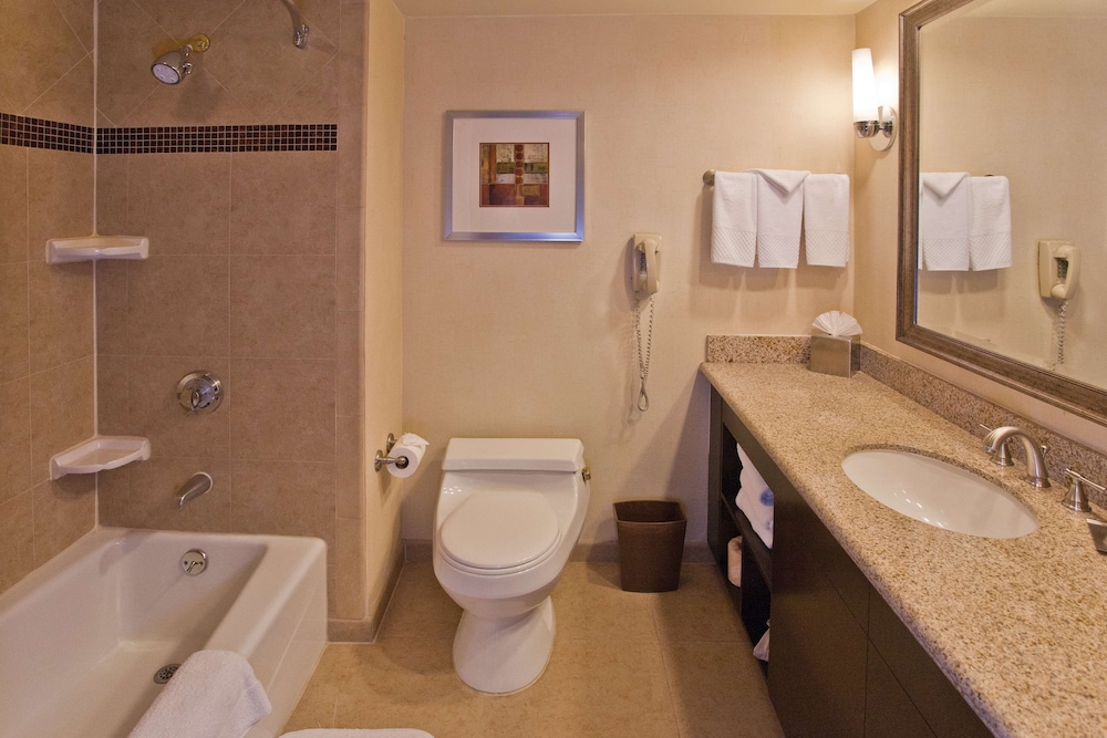 DoubleTree by Hilton Los Angeles Rosemead - photo 39
