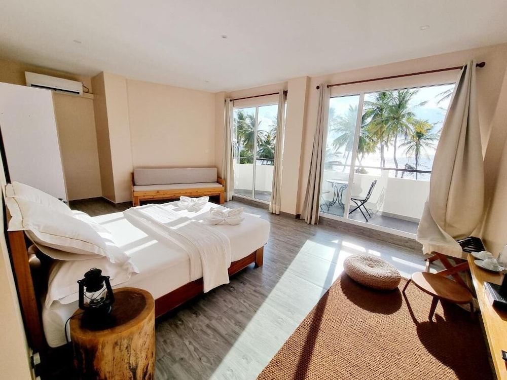 Lea Spa Hotel — Maafushi — photo 2