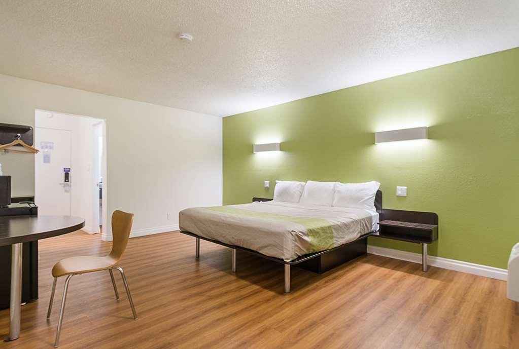 Motel 6 Santa Maria CA South - photo 13