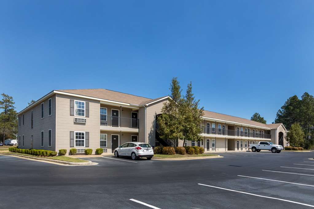 Studio 6 Statesboro GA - featured photo