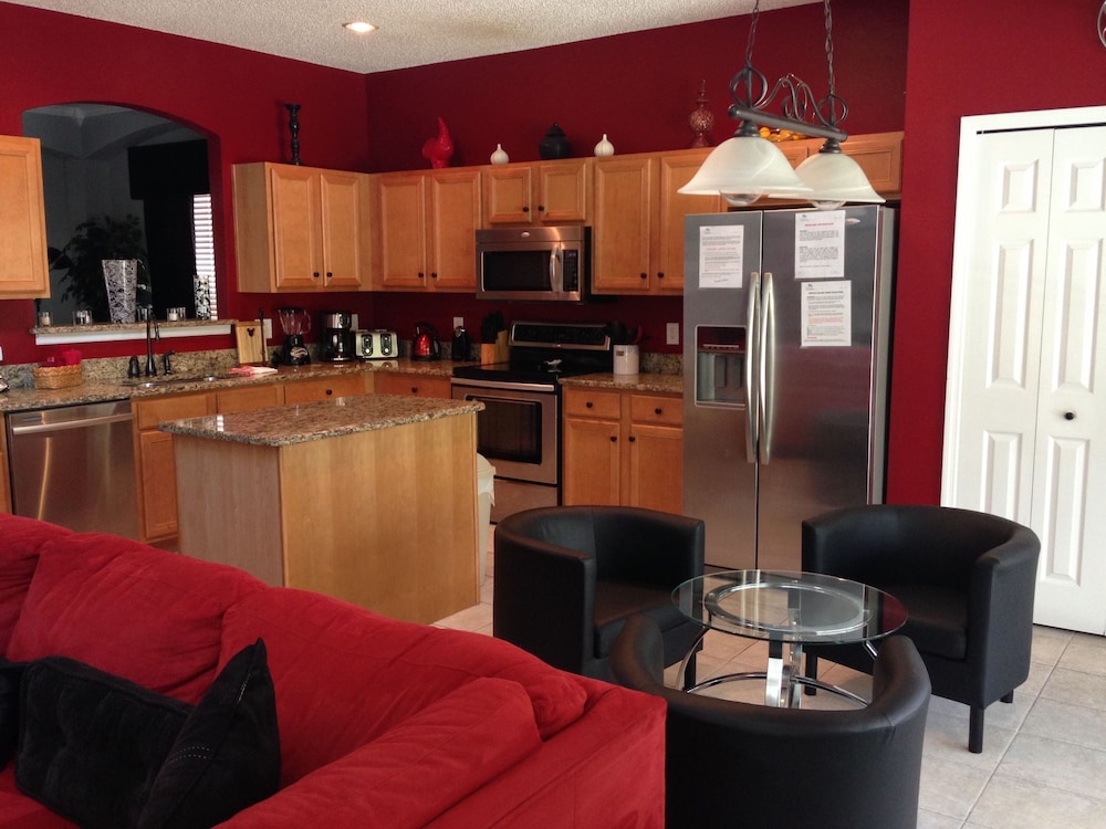 7BR 4.5BA Home in Emerald Island Resort by CV 2767 - photo 24