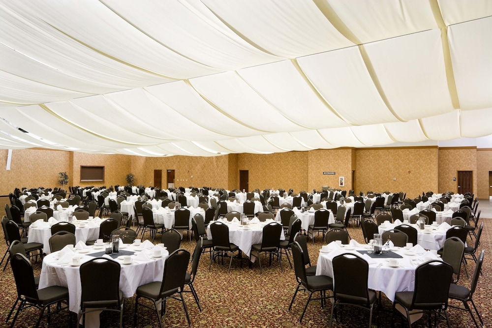 Lake Okoboji Resort and Conference Center - photo 26