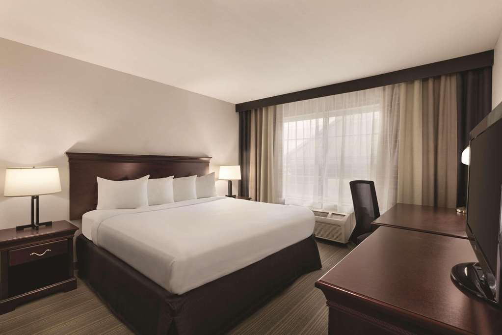 Garner Hotel Madison Huntsville Airport by IHG - photo 13