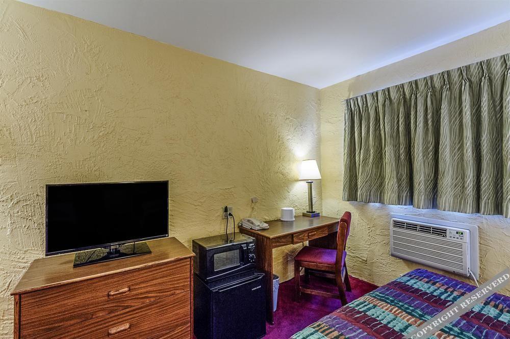 Motel 6 Appleton WI - photo 13
