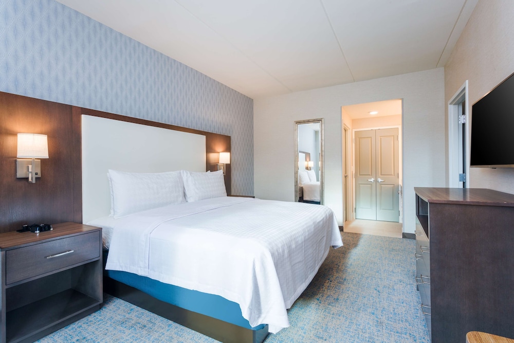 Homewood Suites by Hilton Reston - photo 12