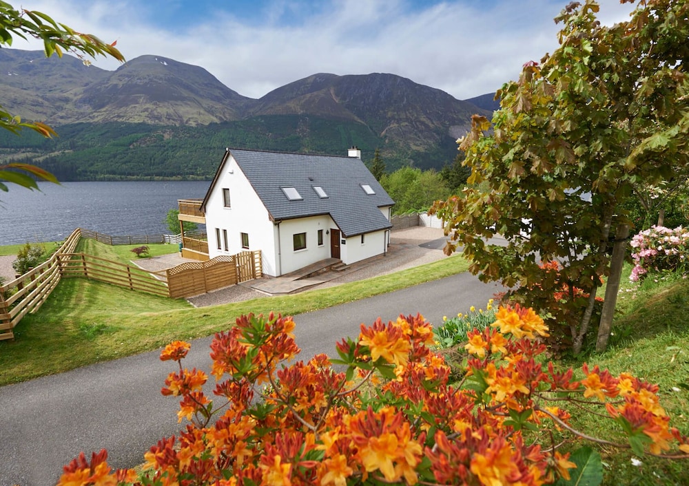 Skye Fall — 5-Star Luxury Hotel in Fort William, United Kingdom