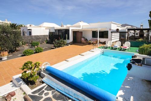 Villa Lele — 4-Star Luxury Hotel in Playa Blanca, Spain