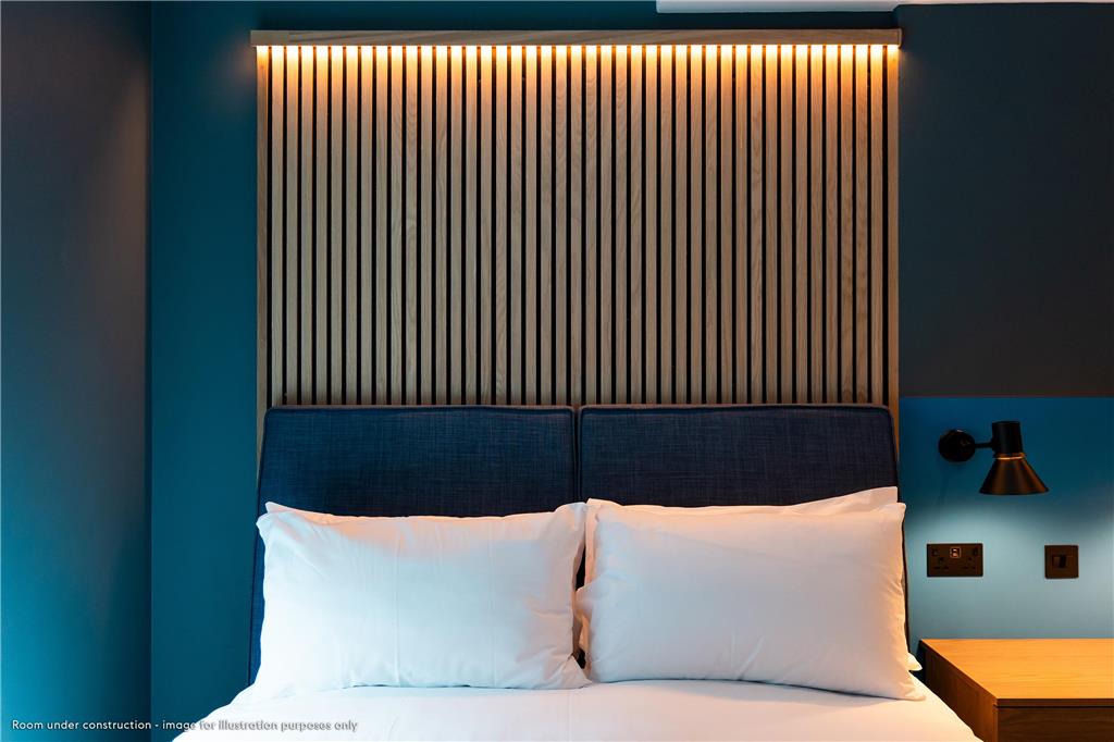 Bedroom Pillows
