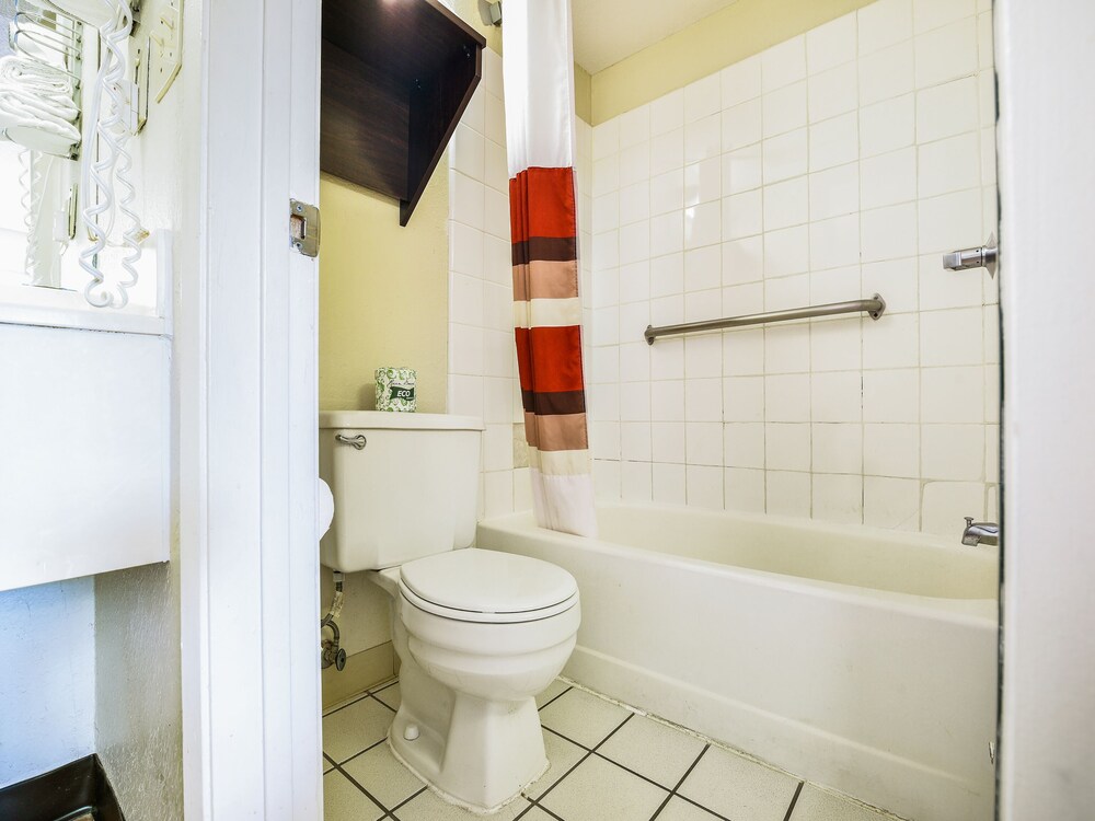 OYO Hotel Amarillo Downtown - photo 16