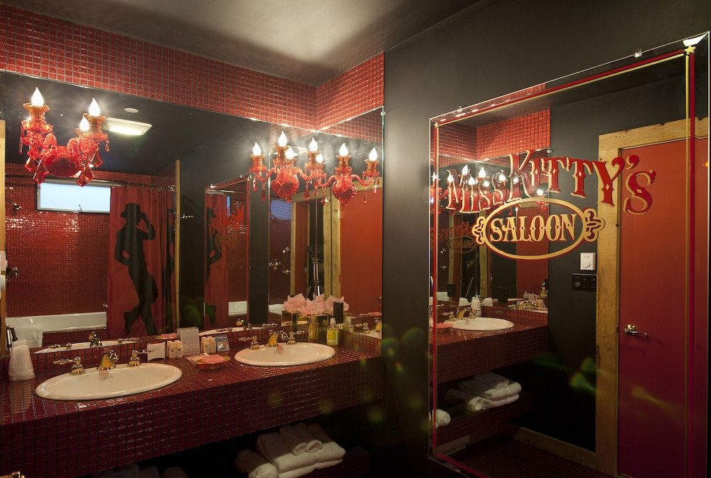 The Roxbury - photo 218
