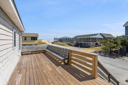 Pleasant Seaprise — Nags Head — photo 4