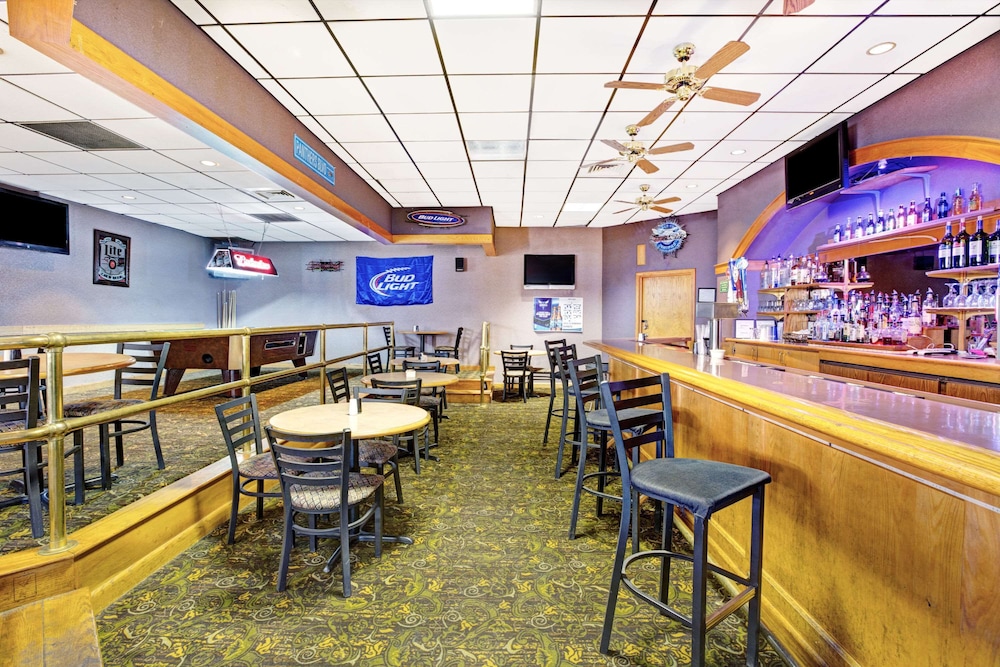 Sonesta Select Hotels Statesville - photo 26