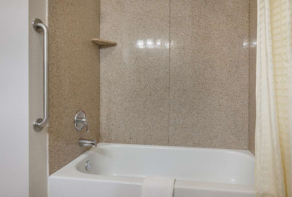 Best Western Plus Deridder Inn & Suites - photo 25