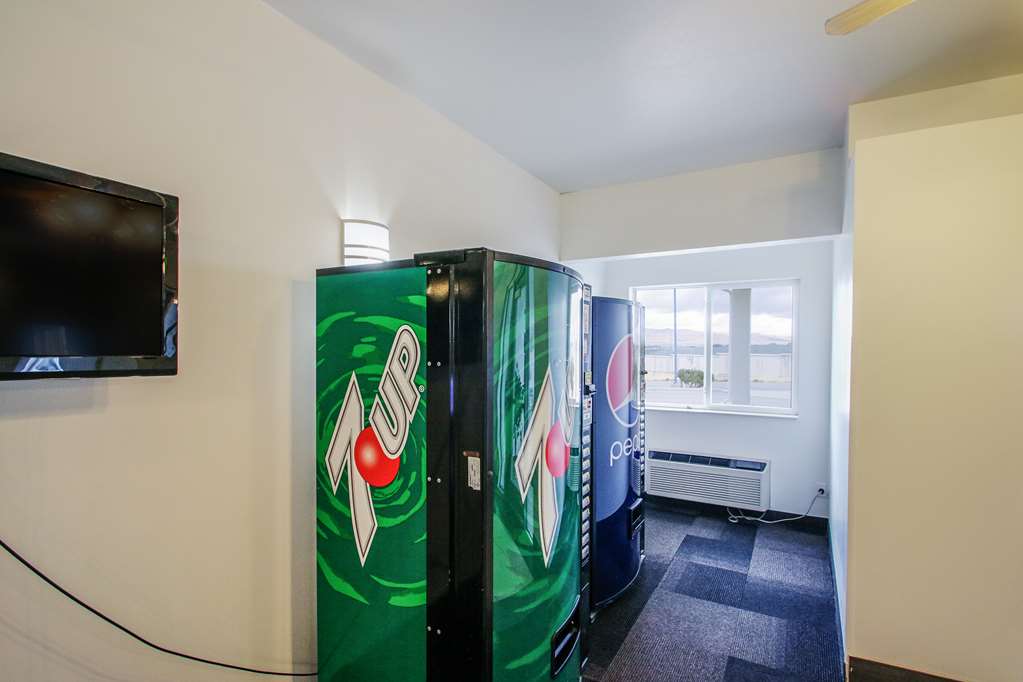 Motel 6 Nephi UT - photo 32