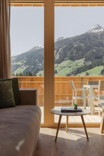 Chalets Santner — hotel in Sankt Jakob In Defereggen