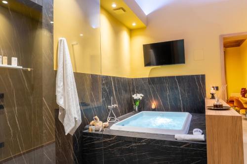 Etnea Suite 270 — 4-Star Luxury Hotel in Catania, Italy