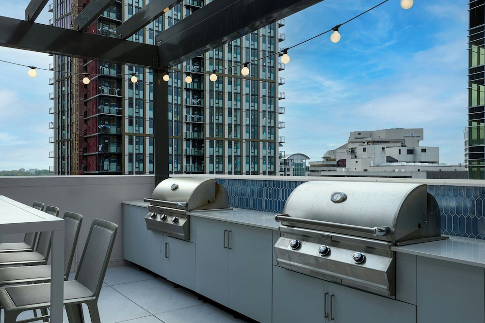 Residence Inn by Marriott Bethesda Downtown - photo 37