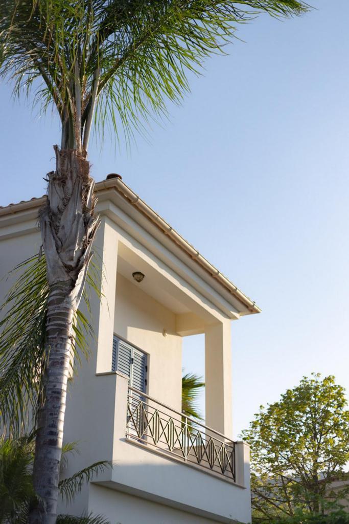 Rafaella villa in Latchi with private garden