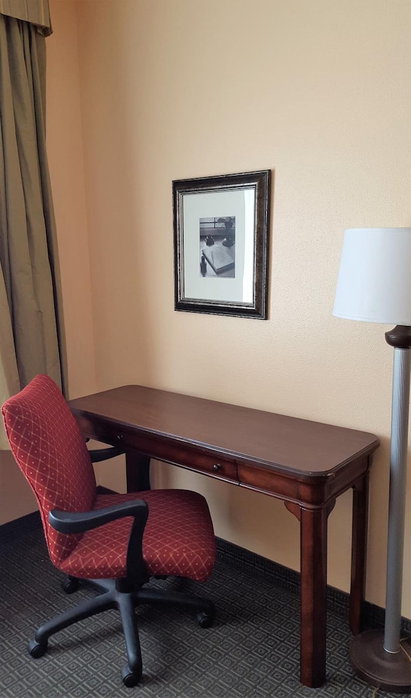Americas Hotel El Paso Medical Center - photo 6