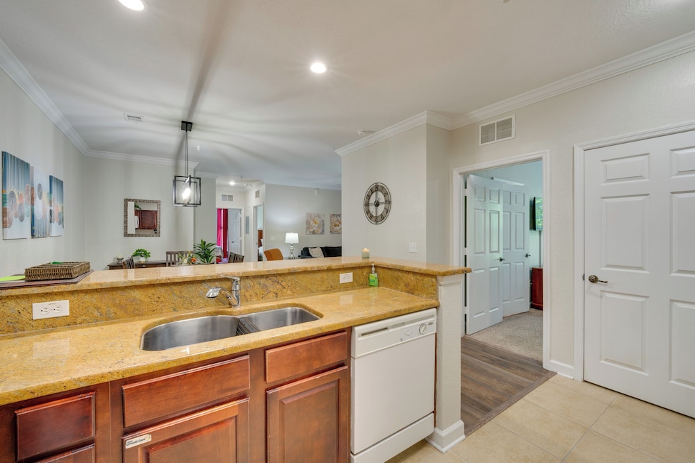 Close to Disney Tuscana Resort Condo Family Fun - photo 8
