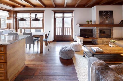 Val de Ruda Luxe 1 by FeelFree Rentals — 4-Star Luxury Hotel in Vielha, Spain
