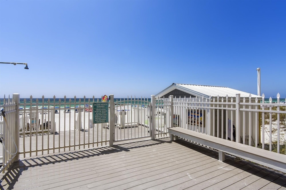 Silver Beach Towers 1905e 3 Bedroom Condo by RedAwning - photo 55