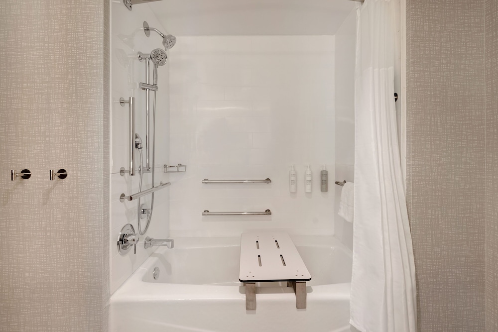 Hampton Inn Chicago Orland Park - photo 28