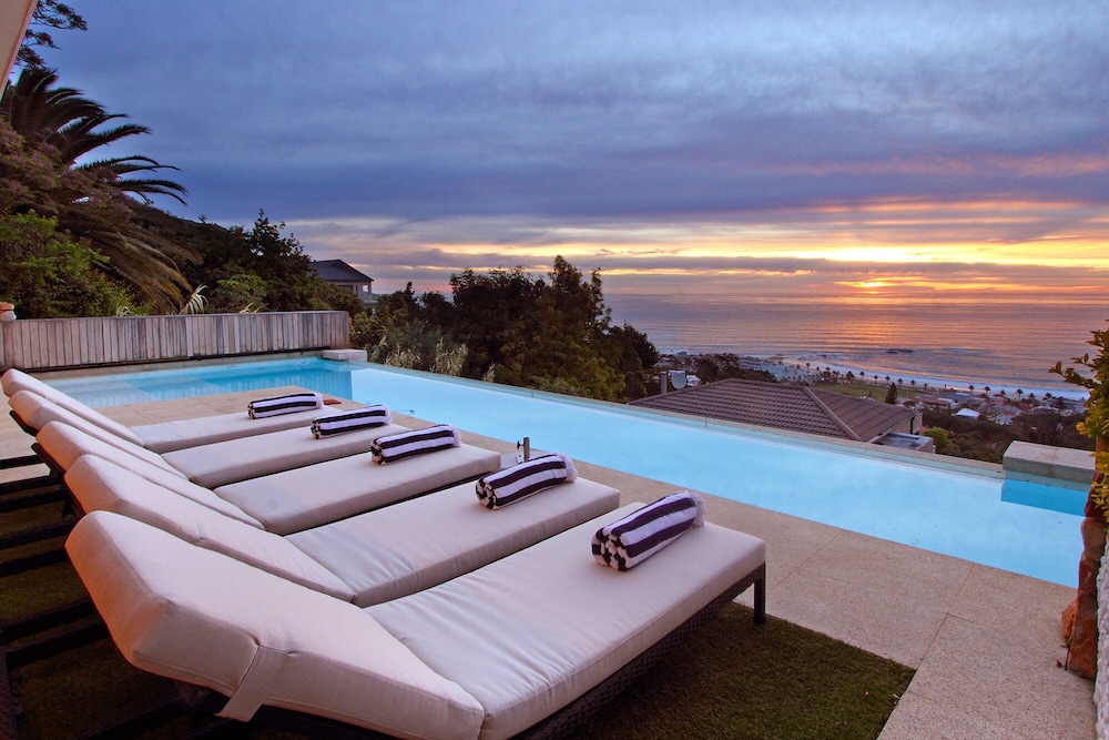 Adara — 4-Star Luxury Hotel in Cape Town, South Africa