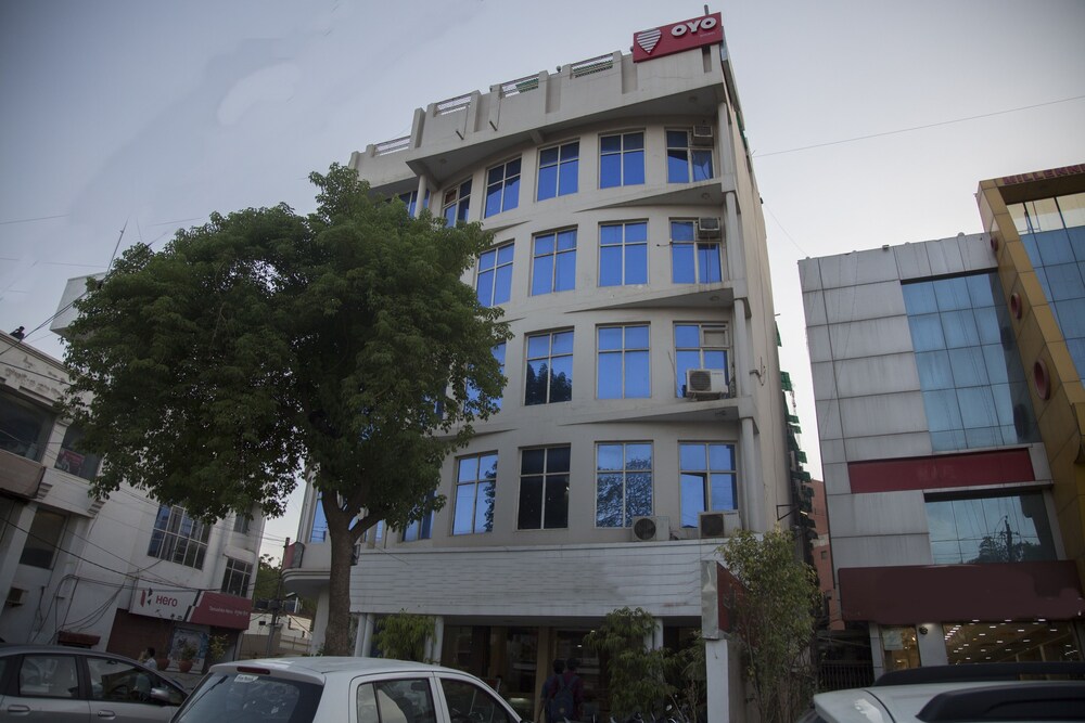 OYO 2754 near City Centre in Gwalior, India