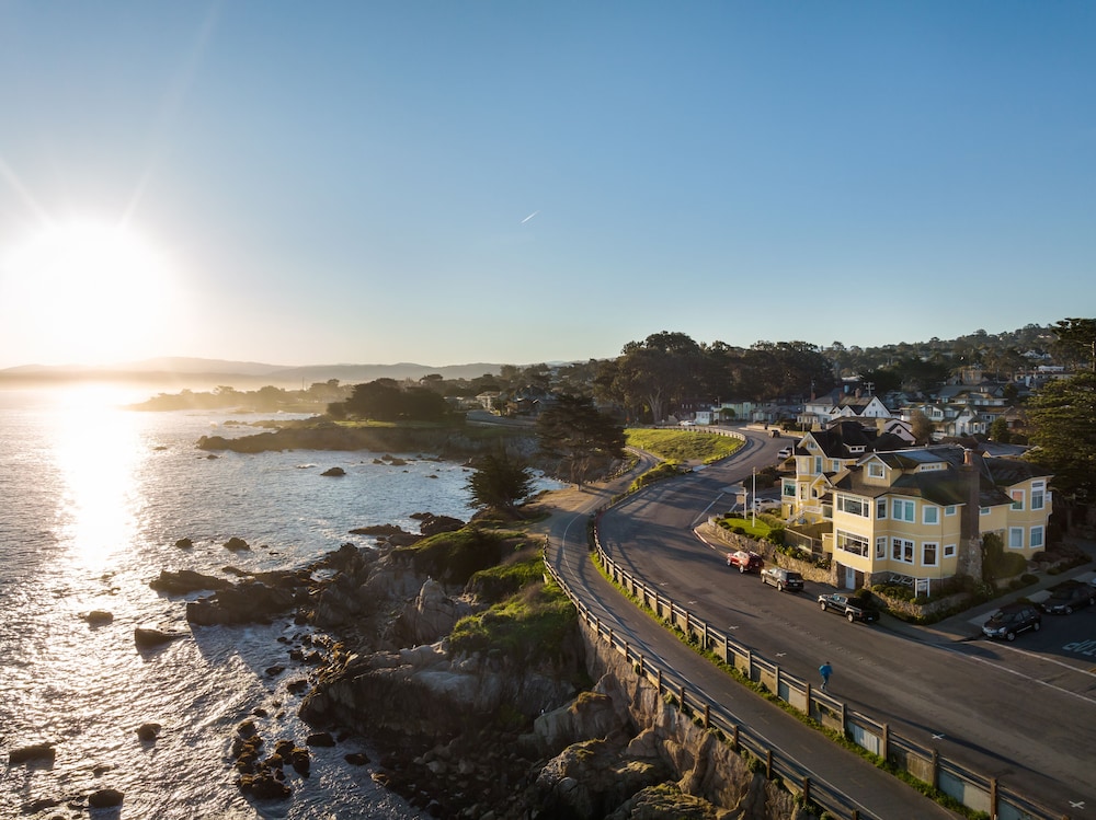Seven Gables Inn on Monterey Bay A Kirkwood Collection Hotel - photo 129