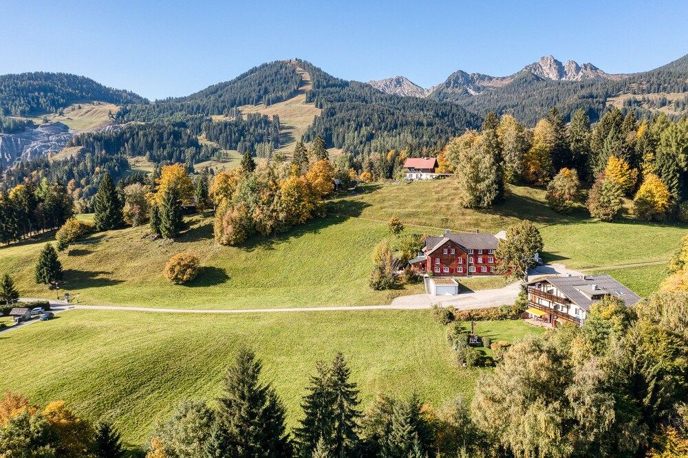 Berghaus Tschengla by A Appartments — hotel in Buerserberg