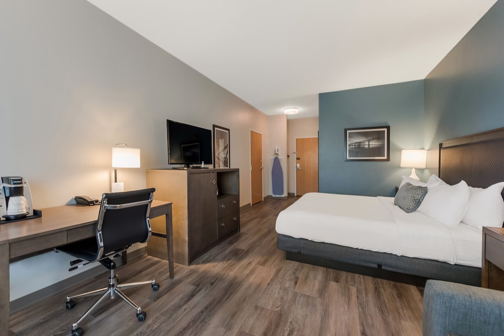 SureStay Plus Hotel by Best Western Highland Poughkeepsie - photo 9